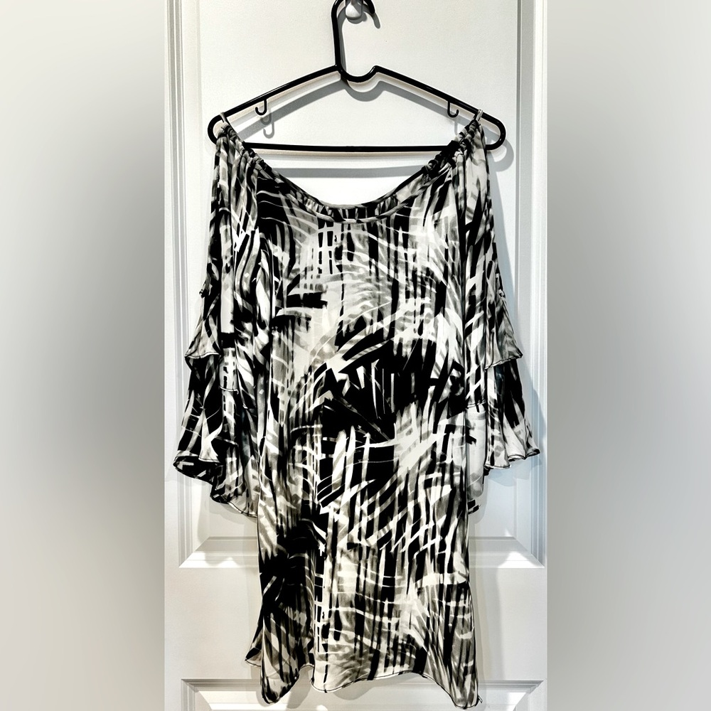 Black and White Cold Shoulder Mini Dress Small